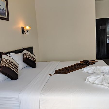 Kanokan Hotel Kanchanaburi Zewnętrze zdjęcie