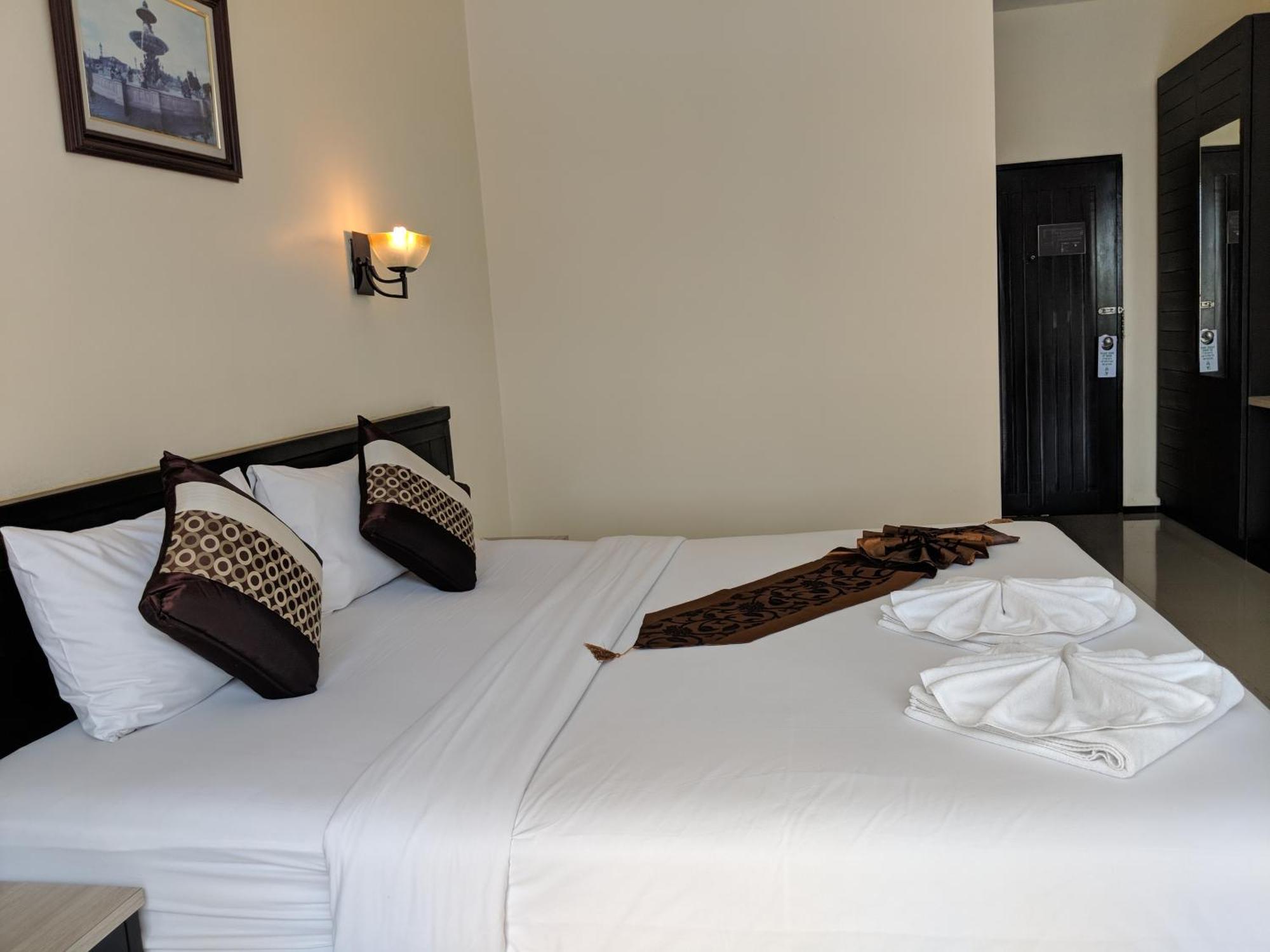 Kanokan Hotel Kanchanaburi Zewnętrze zdjęcie