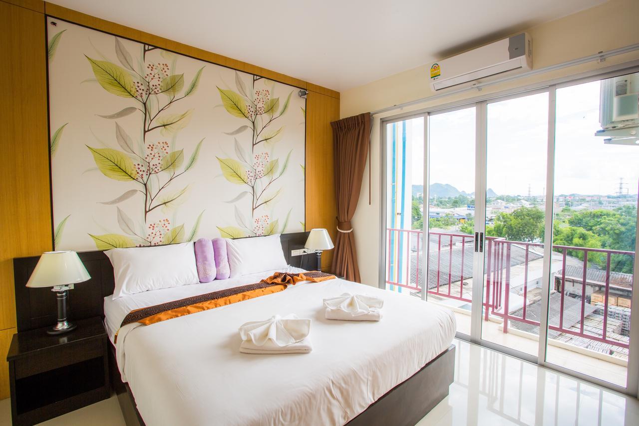 Kanokan Hotel Kanchanaburi Zewnętrze zdjęcie